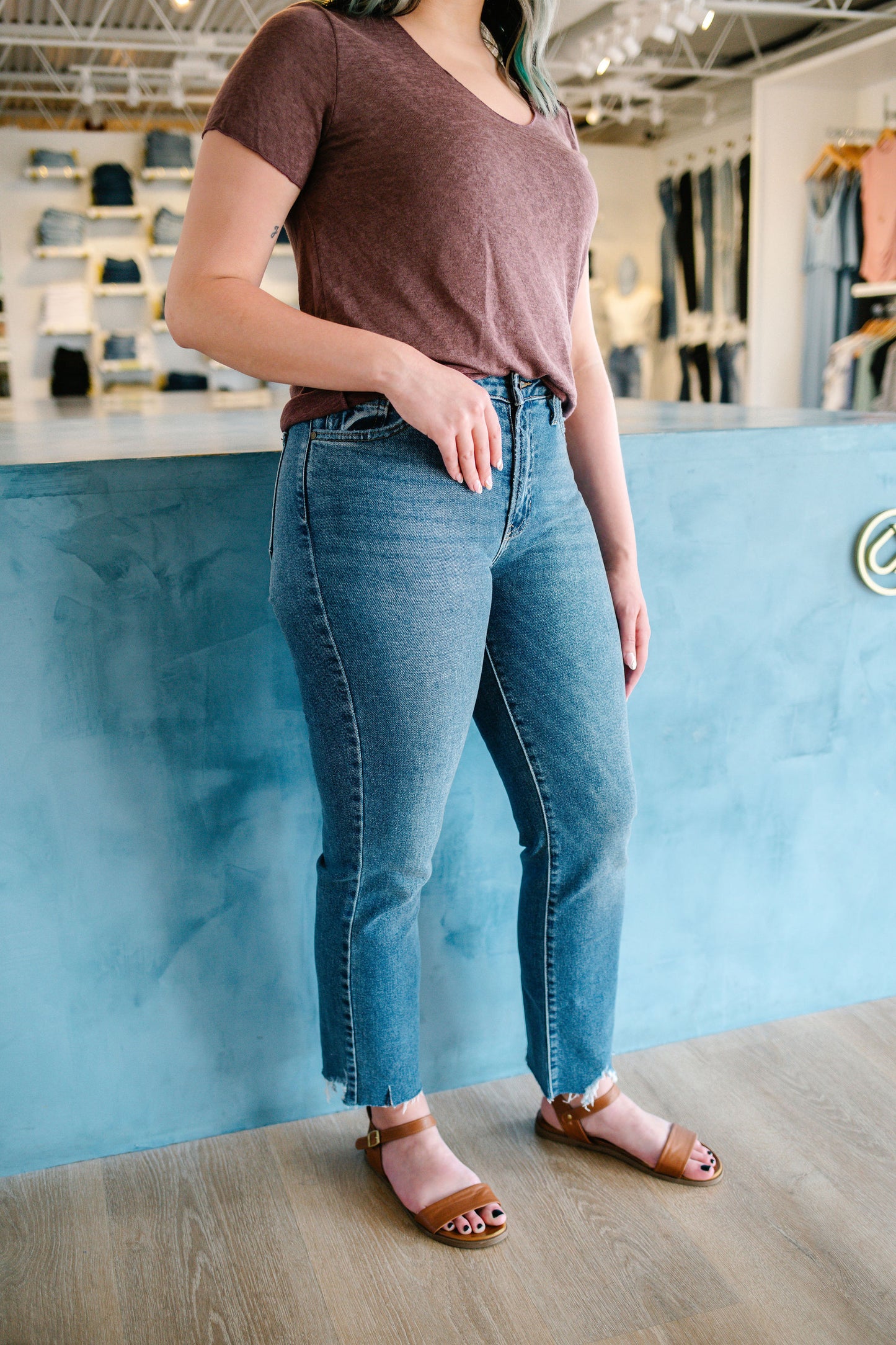 HR Vintage Denim Straight Leg