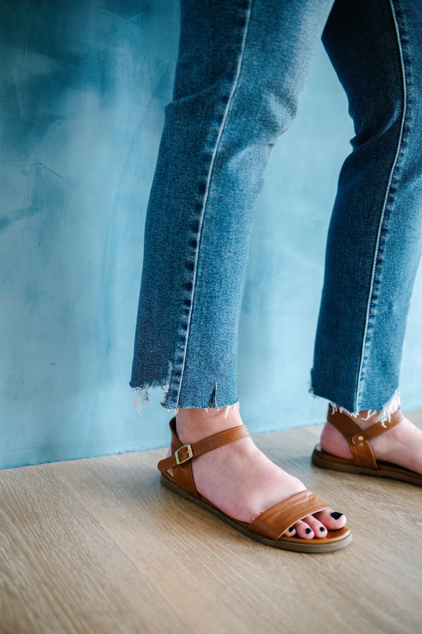 HR Vintage Denim Straight Leg